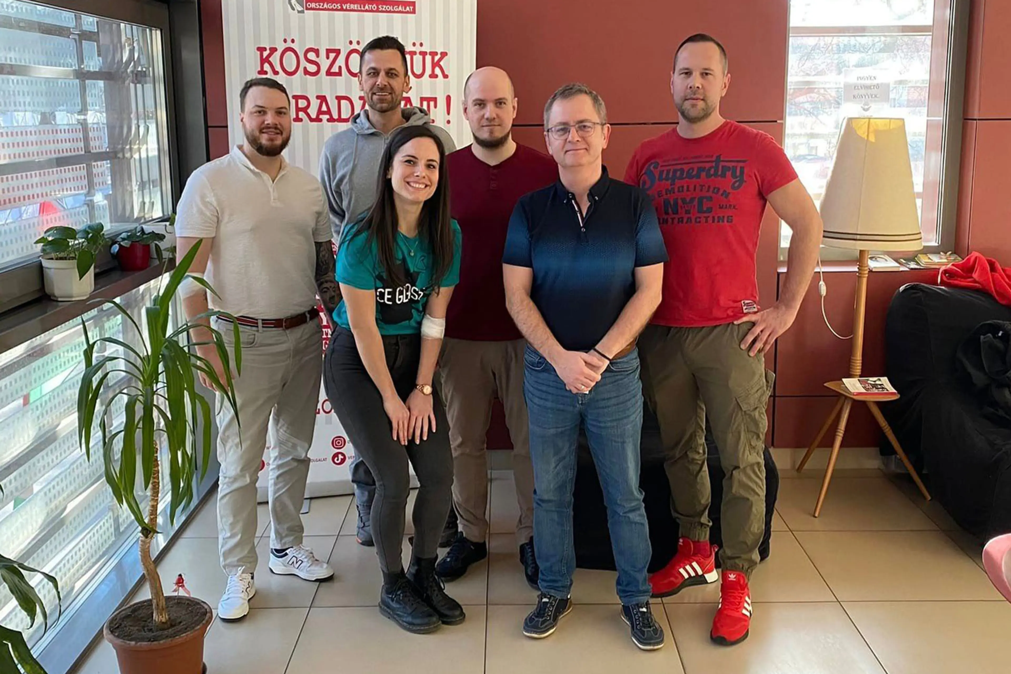 CE Glass Heroes visited the Blood Supply Centre in Szeged!