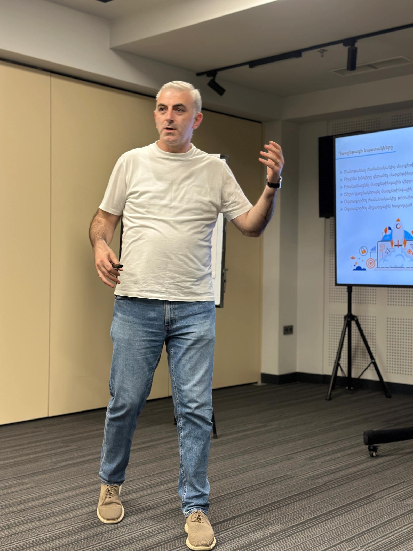 «Էկոհամակարգային բիզնես և վարքագծային մարքեթինգ» դասընթաց — Լուսանկար 4 / 11