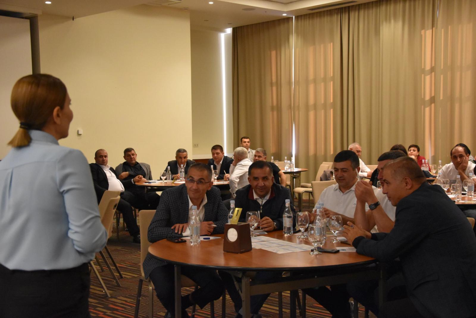 Course on improving relations with employers — Photo 2 / 8