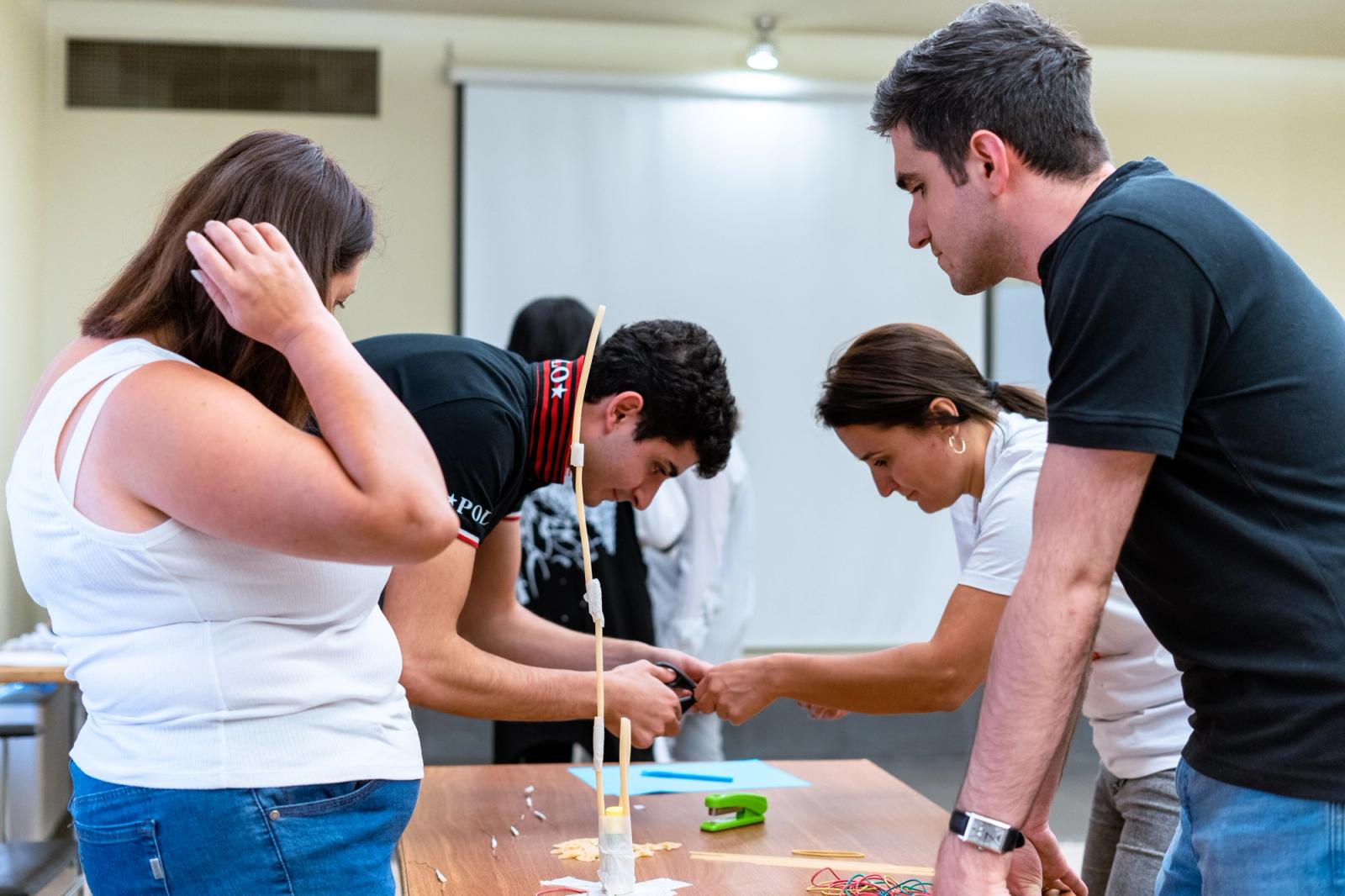 Corporate training with team-building elements — Photo 6 / 8