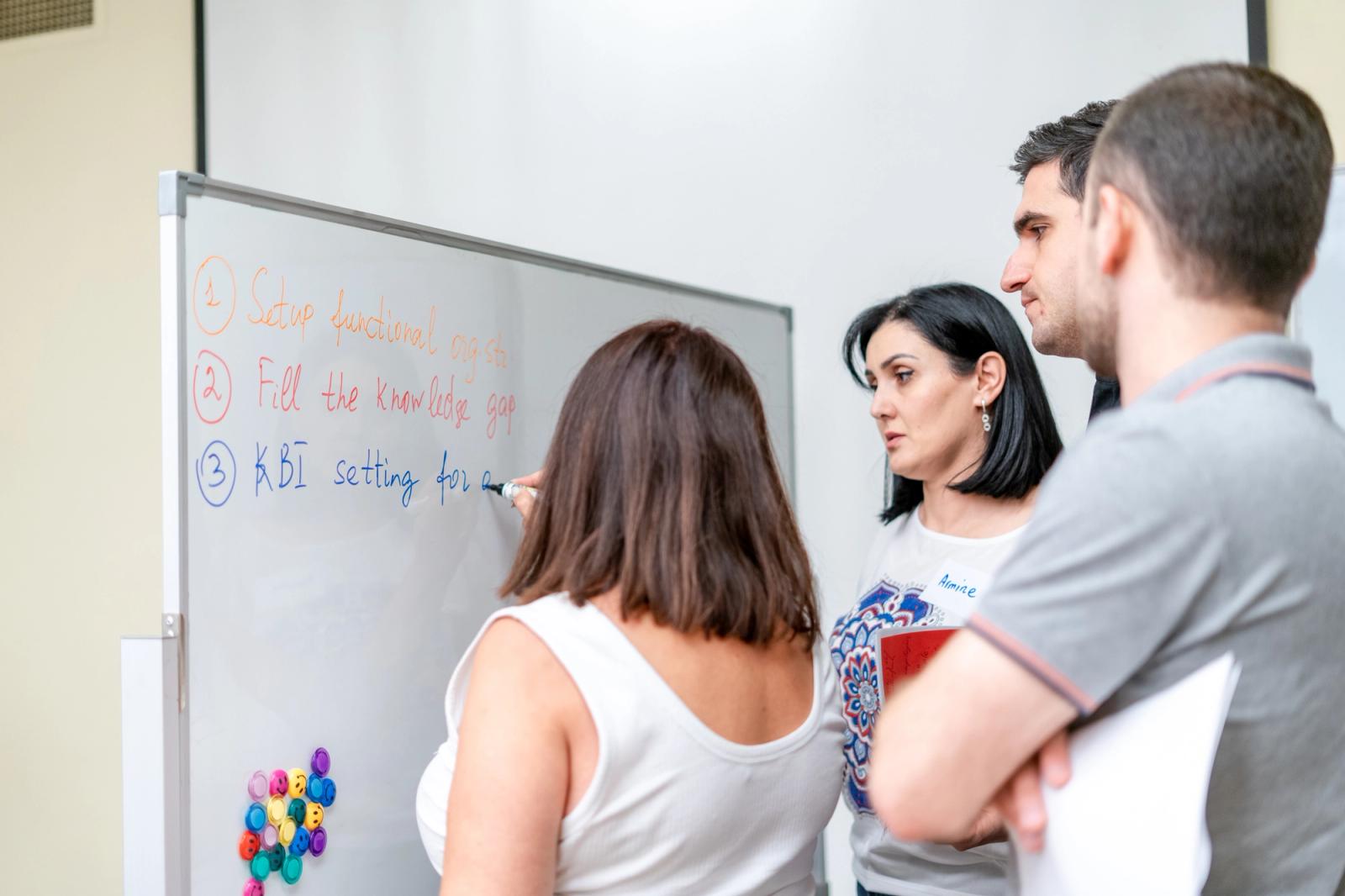 Corporate training with team-building elements — Photo 4 / 8