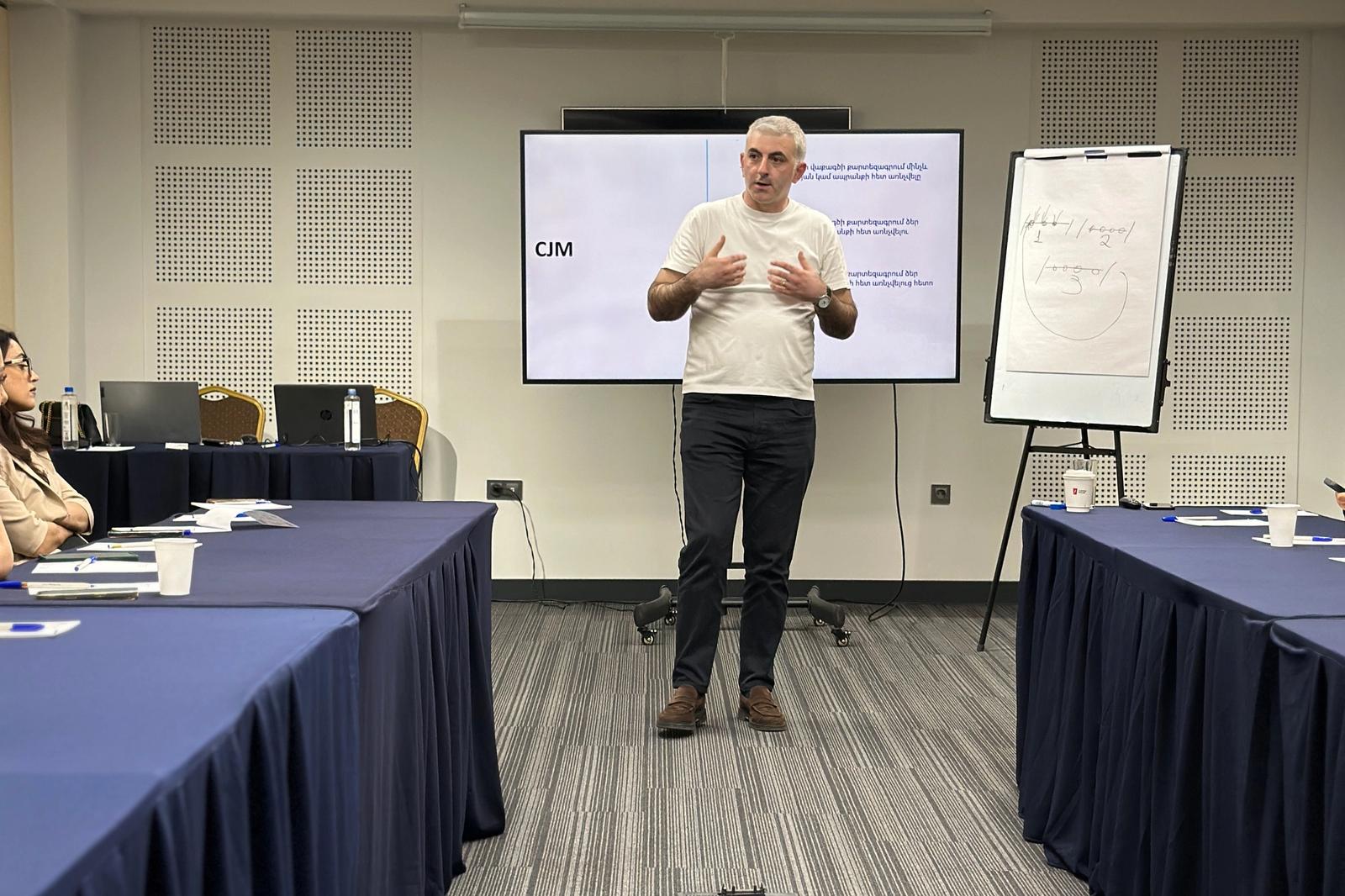 «Էկոհամակարգային բիզնես և վարքագծային մարքեթինգ» դասընթաց — Լուսանկար 3 / 11