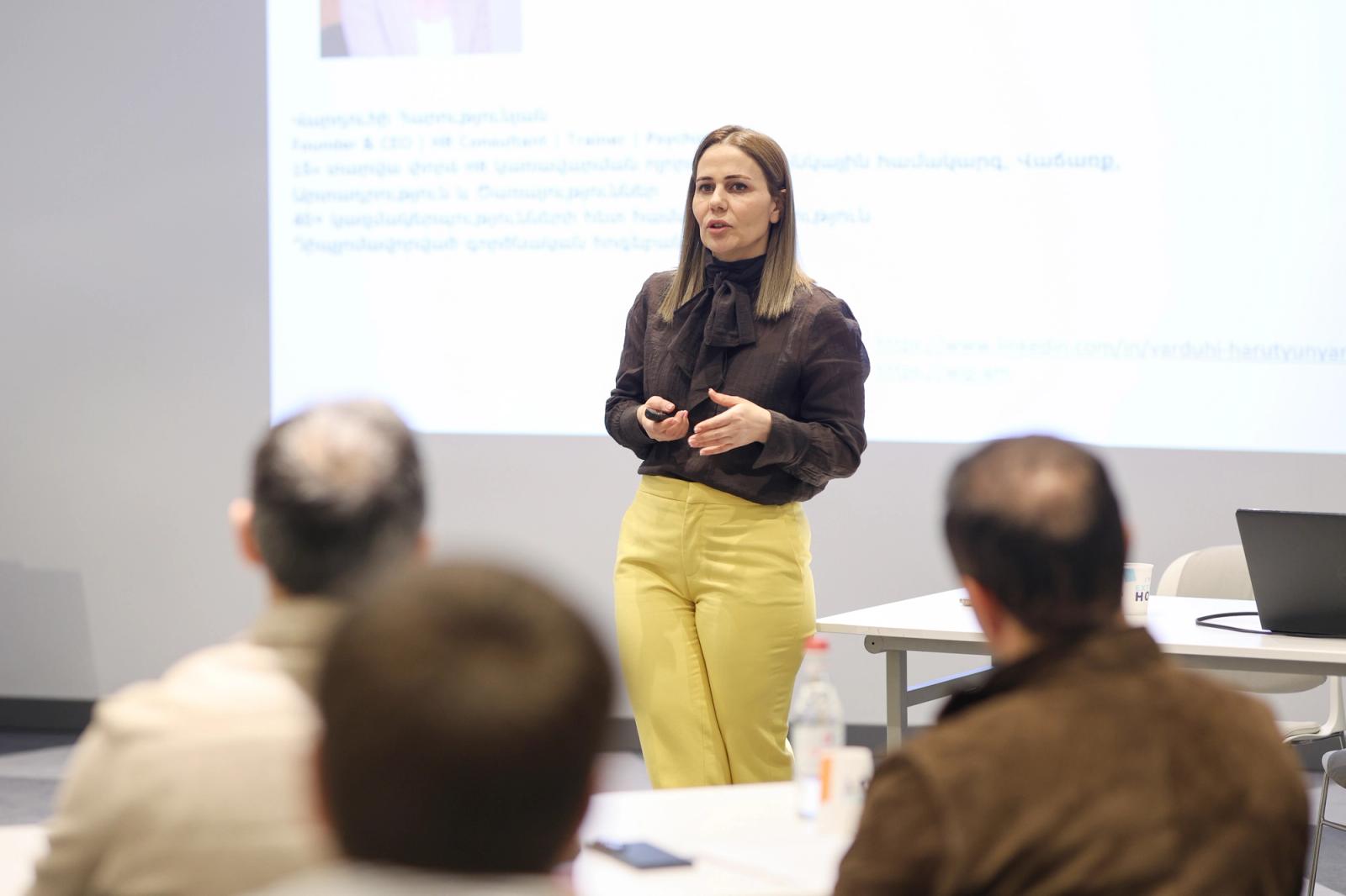 “Leading Without Ego” seminar — Photo 1 / 10