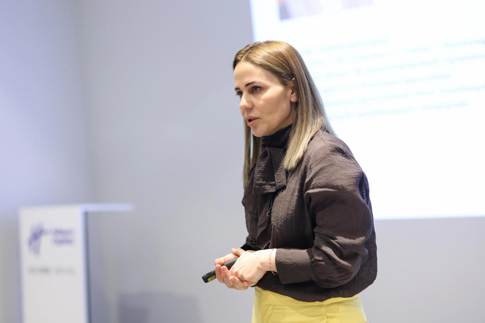 “Leading Without Ego” seminar — Photo 6 / 10