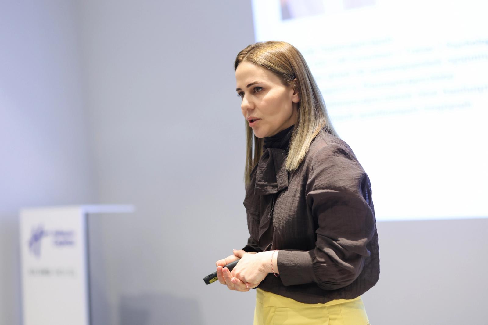 “Leading Without Ego” seminar — Photo 6 / 10