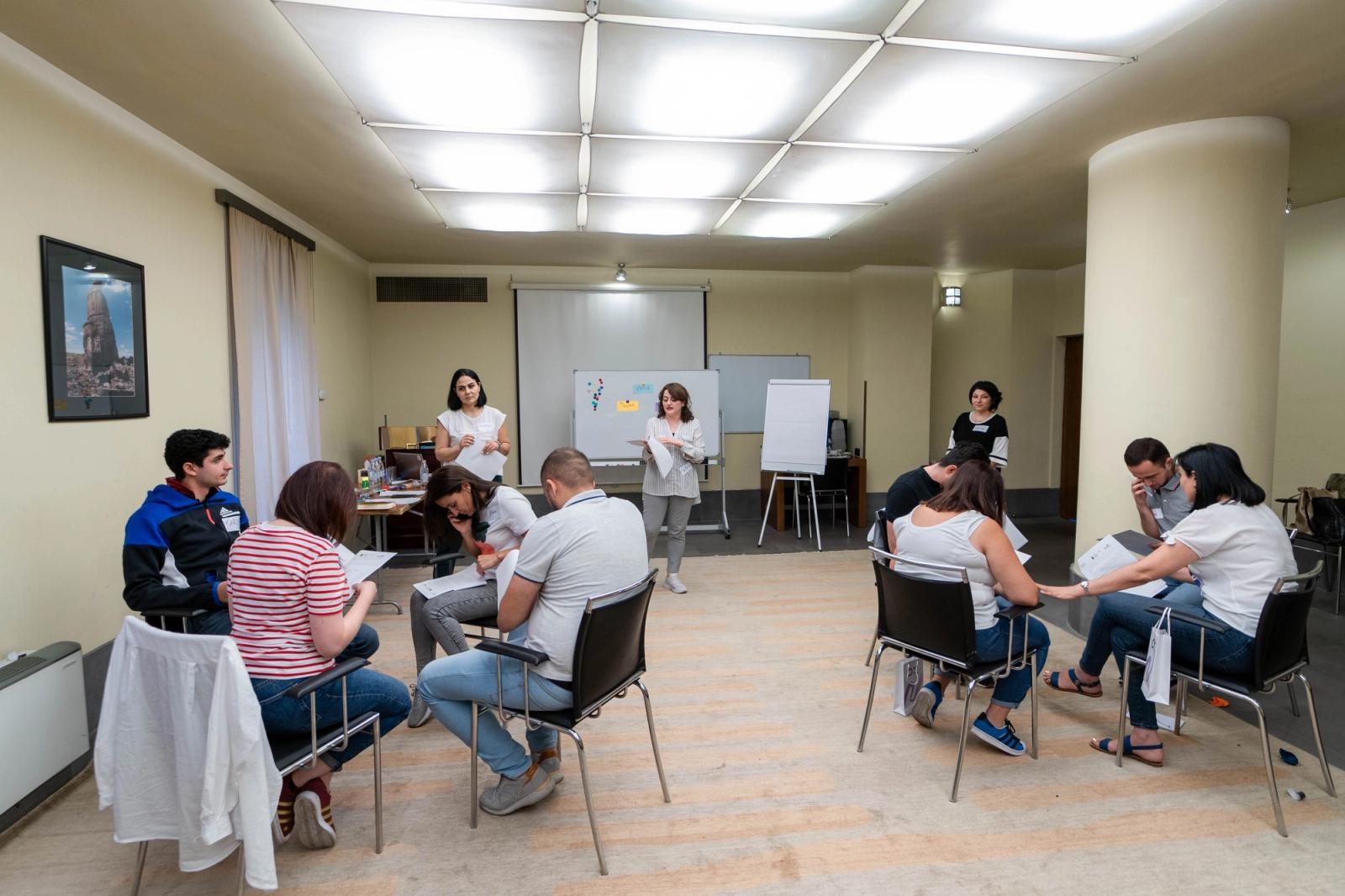 Corporate training with team-building elements — Photo 2 / 8