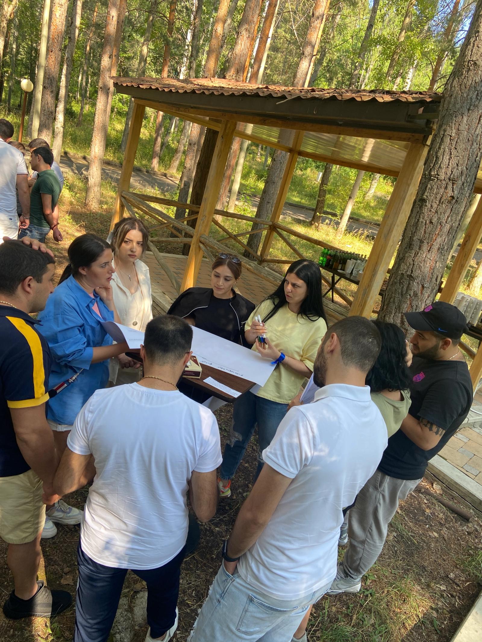 «Բիզնես էթիկա» դասընթացների շարք — Լուսանկար 11 / 16