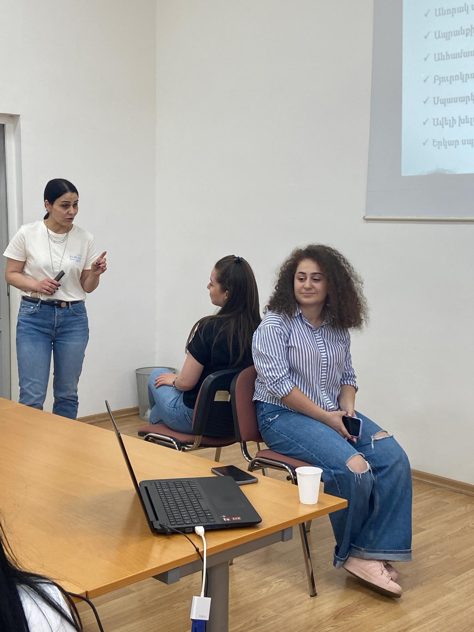 «Հաճախորդների հեռախոսային սպասարկում» դասընթաց — Լուսանկար 8 / 8