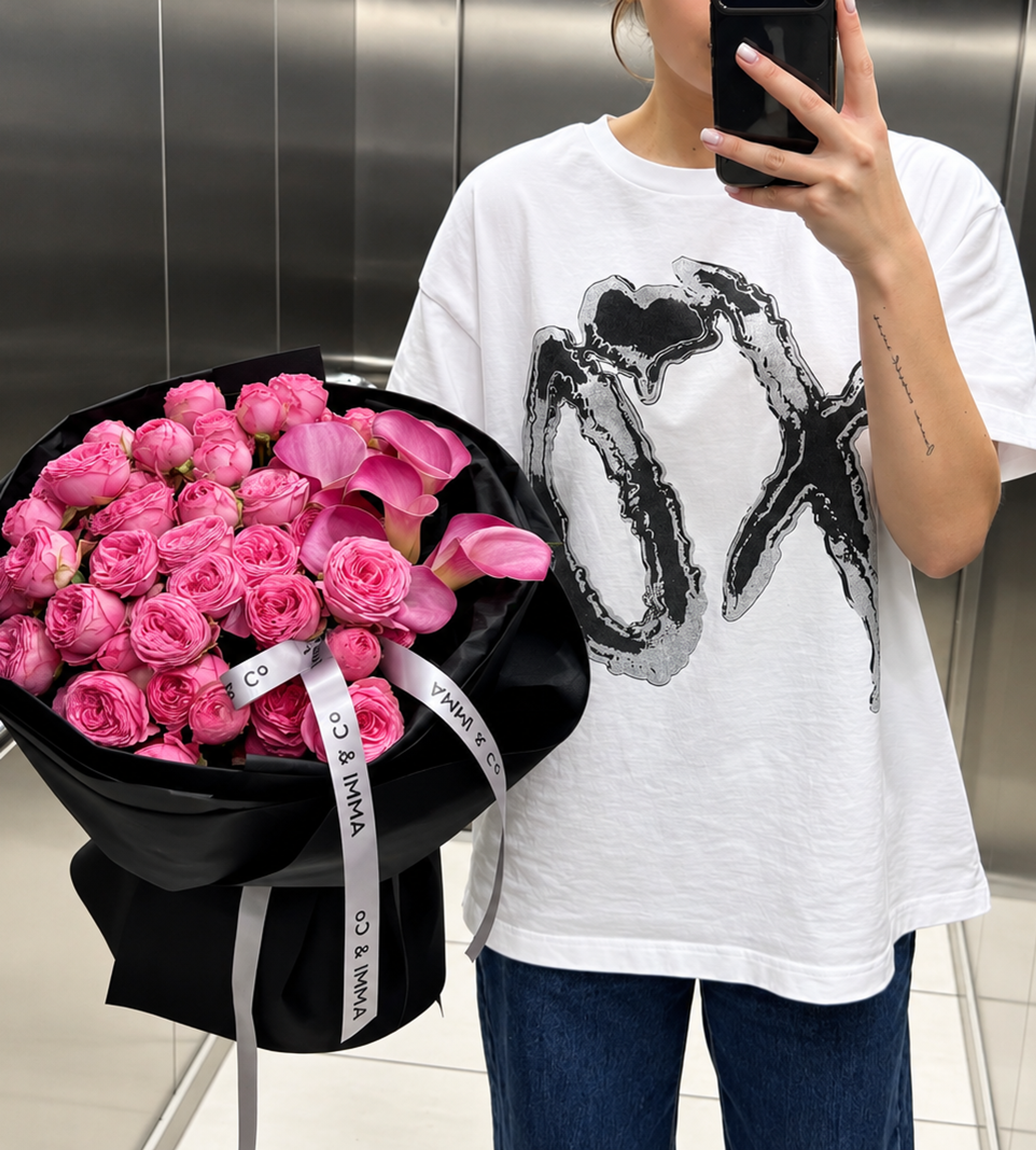 Spray roses with callas