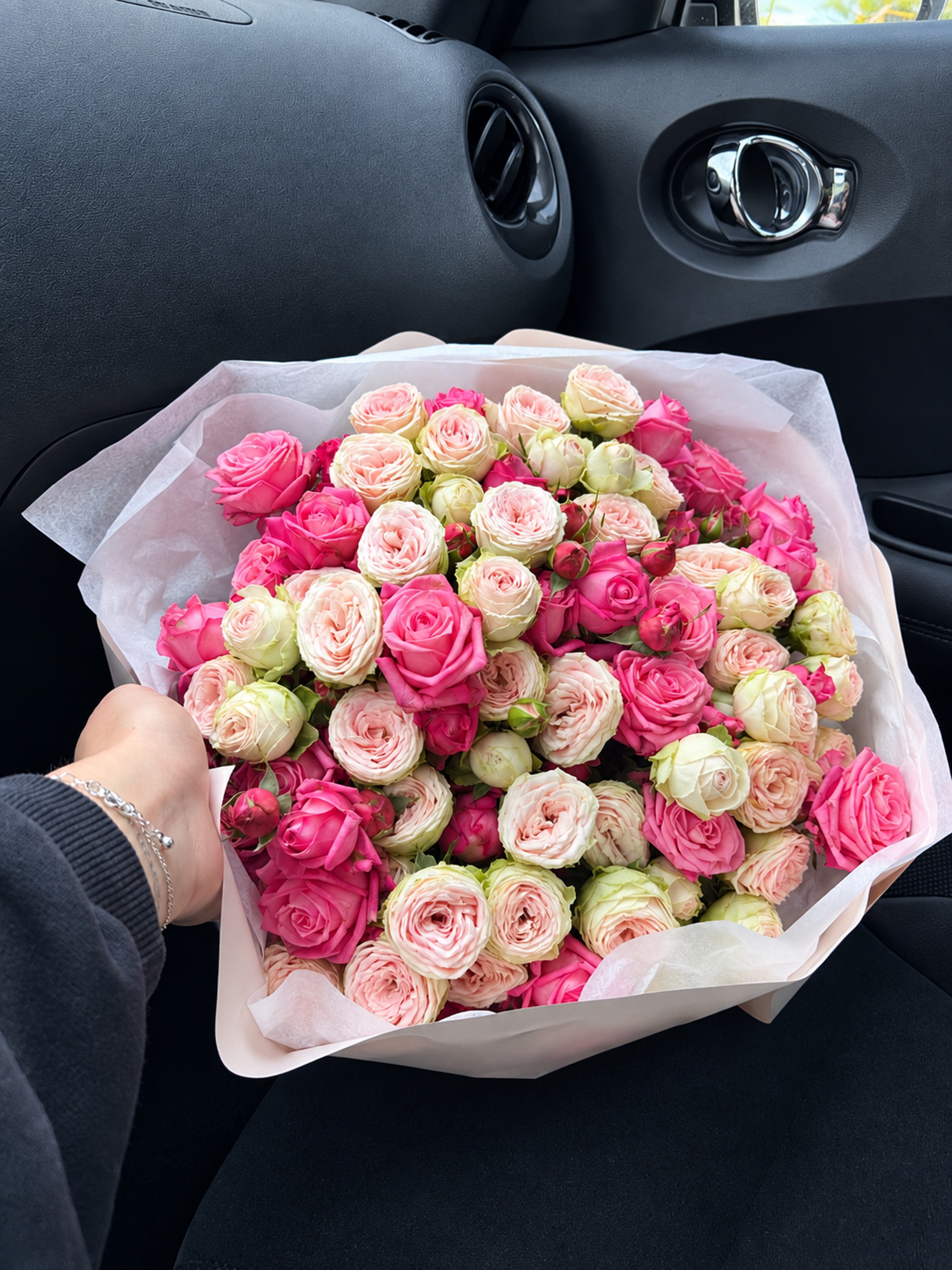 Spray roses, pink and cream