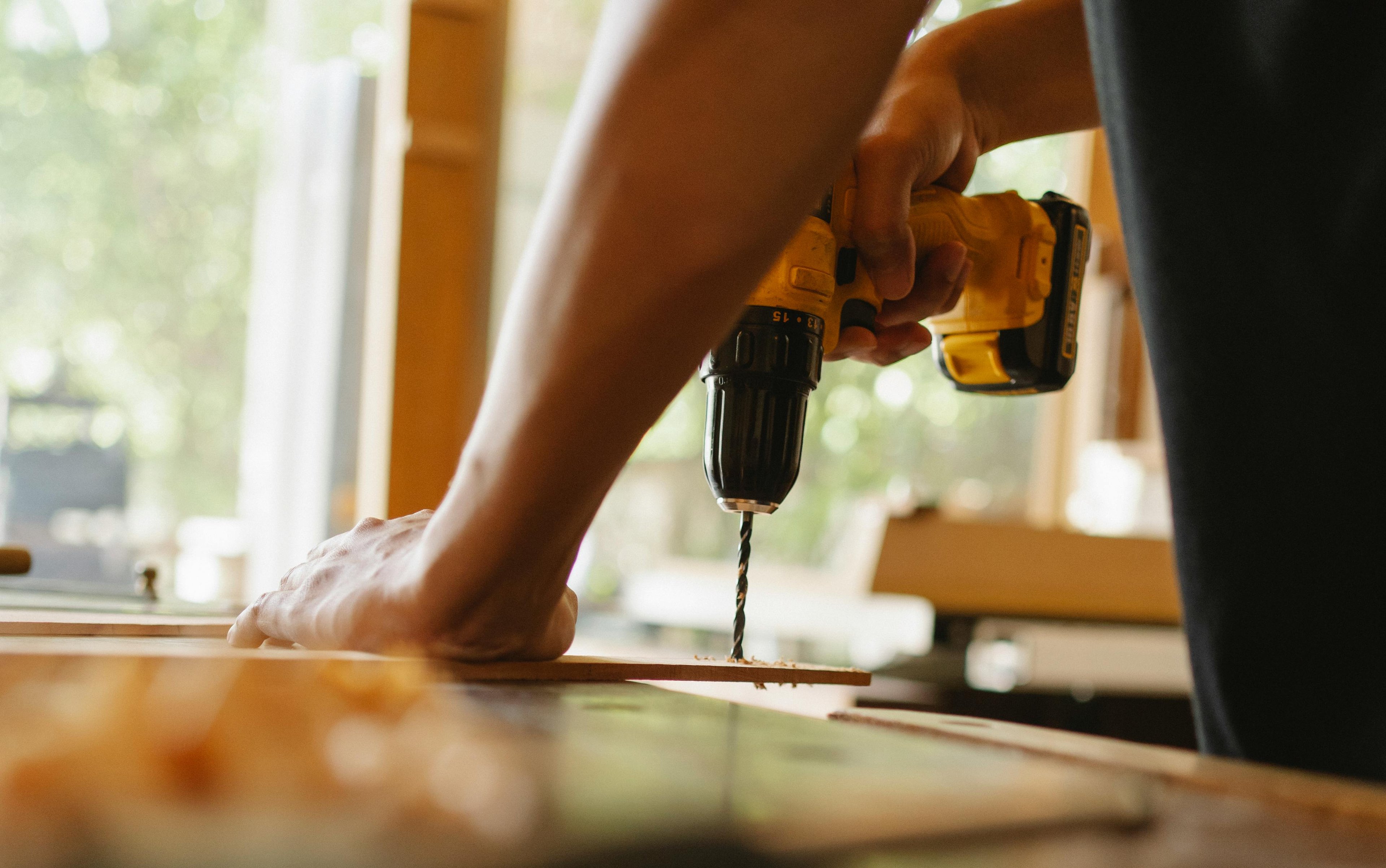 Handwerk, das Räume verwandelt: Warum eine Schreinerei der beste Partner für Ihr Zuhause ist