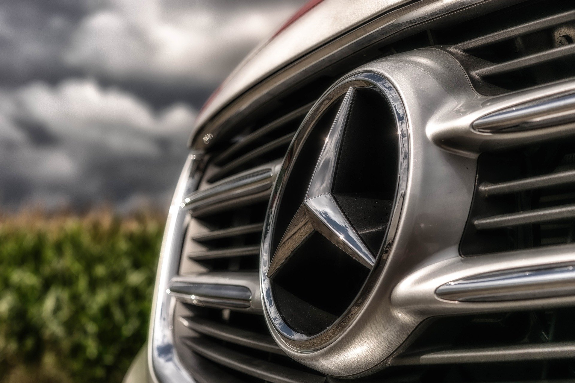 Mercedes Abgasskandal – OLG Stuttgart setzt Daimler unter Druck