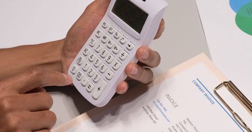 Handy, Laptop oder Tablet kaputt: So erkennen Verbraucher einen seriösen Reparaturservice