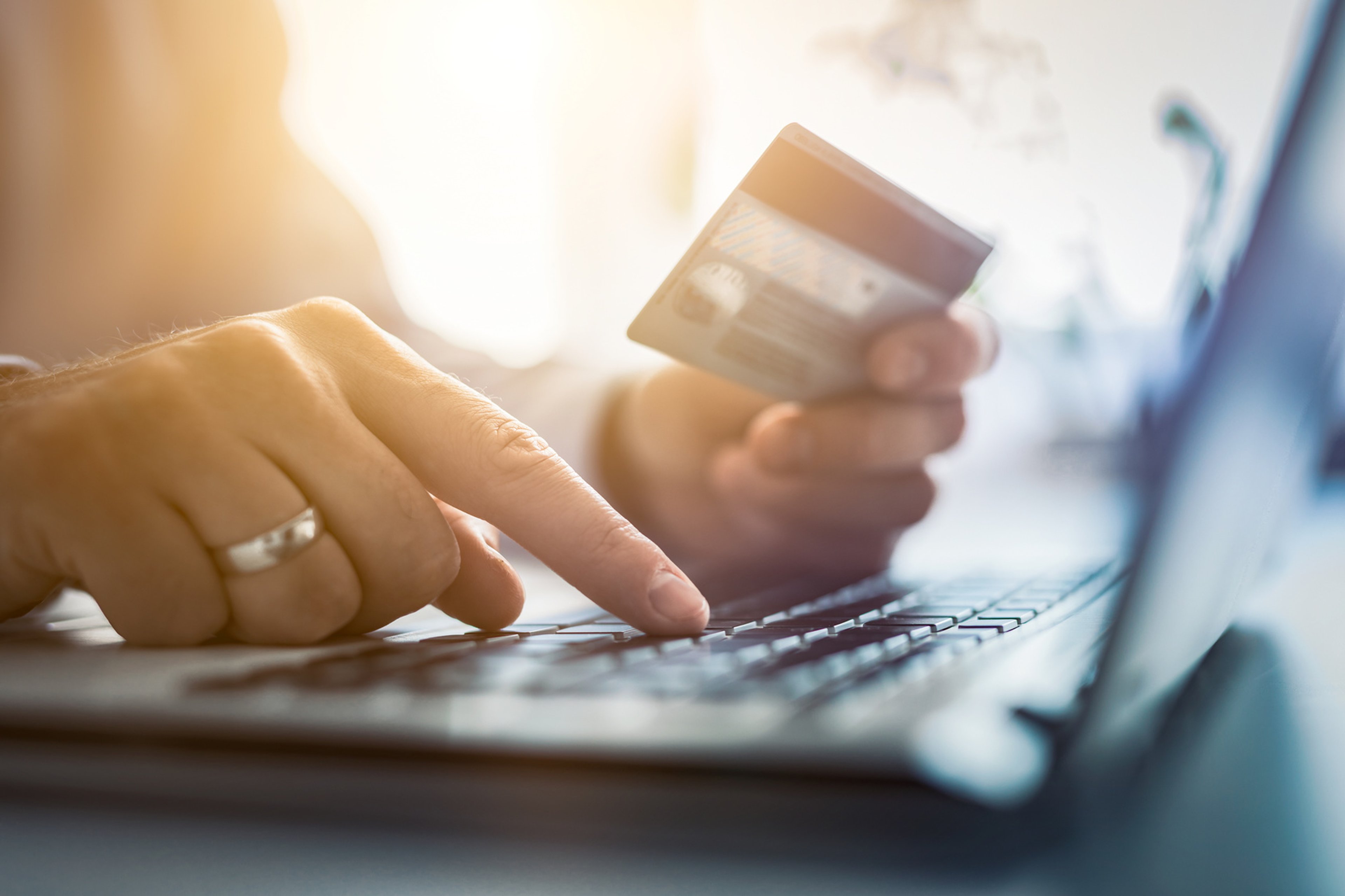 Der große Onlineshopping-Ratgeber -  worauf Verbraucher im Internet achten sollten