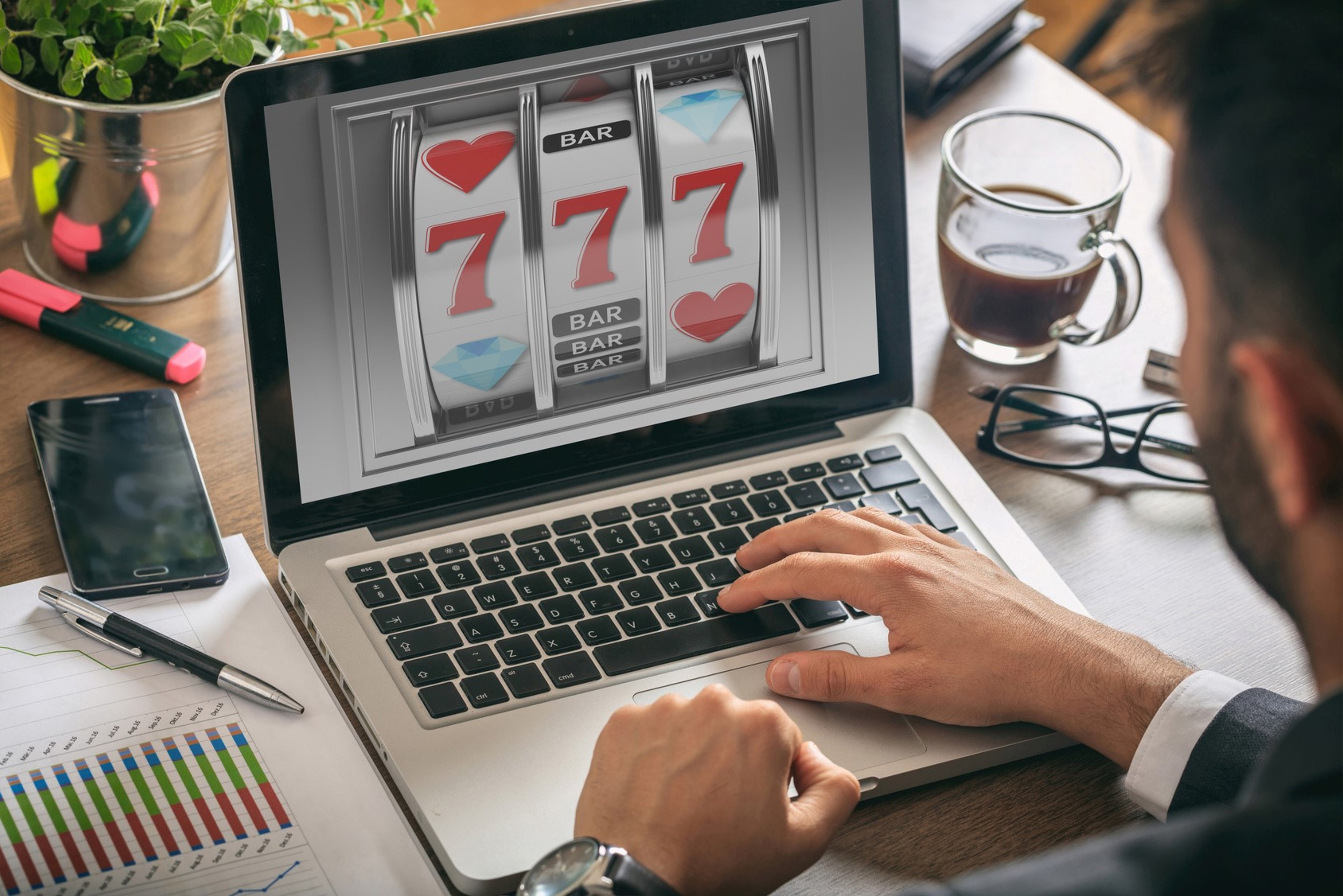 Glücksspiele im Internet - vorher informieren für sicheren Spielgenuss