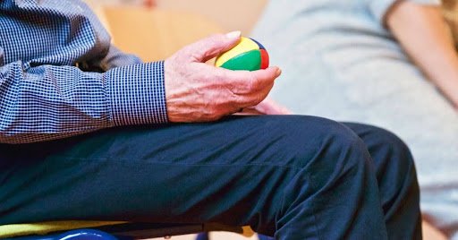 Ergotherapie im Alltag: Welche Fähigkeiten die Behandlung stärken kann