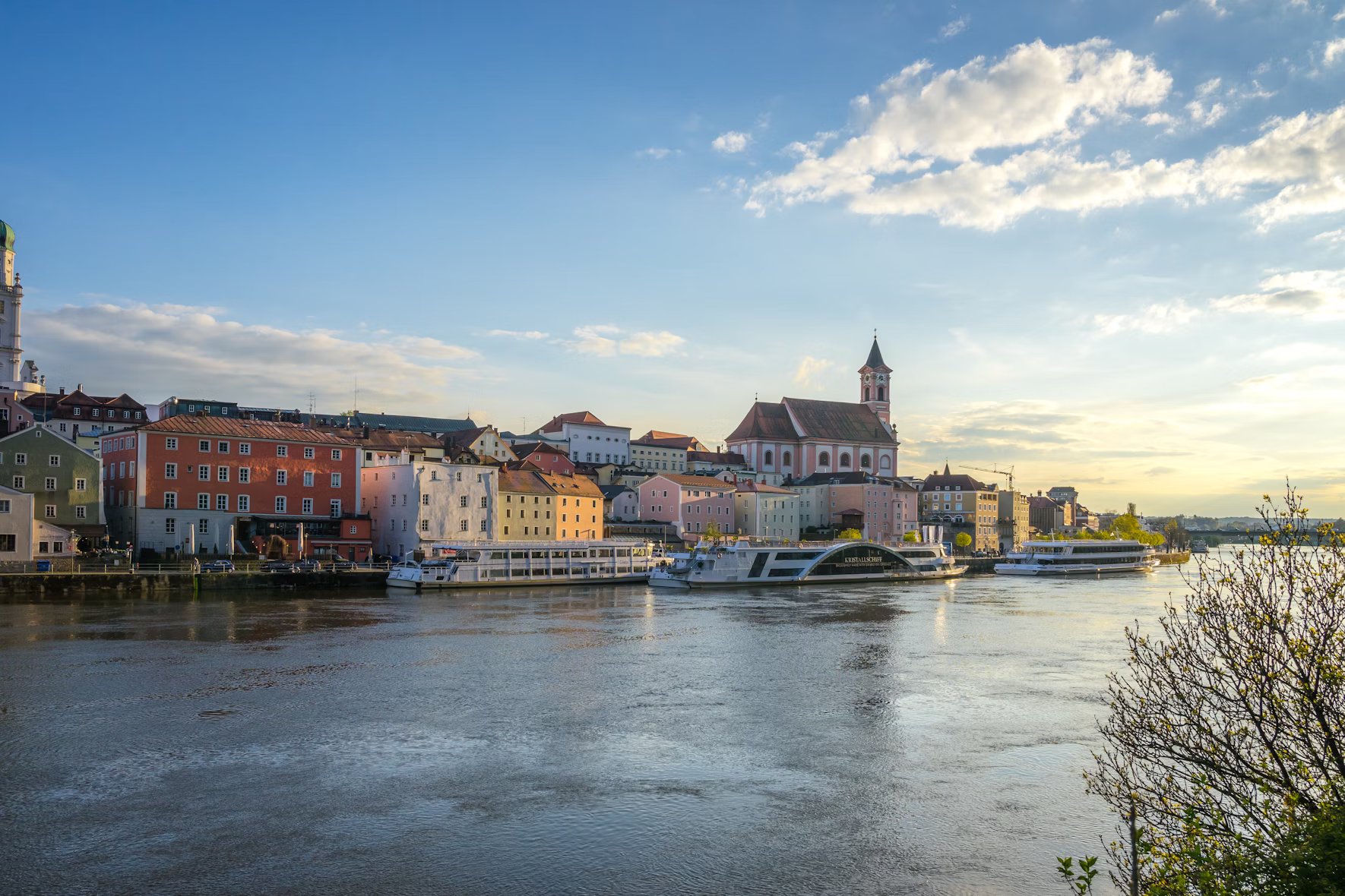 Radeln, Wandern, Staunen: Warum der Donau-Radweg ein Ferienklassiker ist