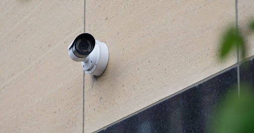 Sicherheitsdienst beauftragen: Aufgaben, Befugnisse und Kosten klar festlegen