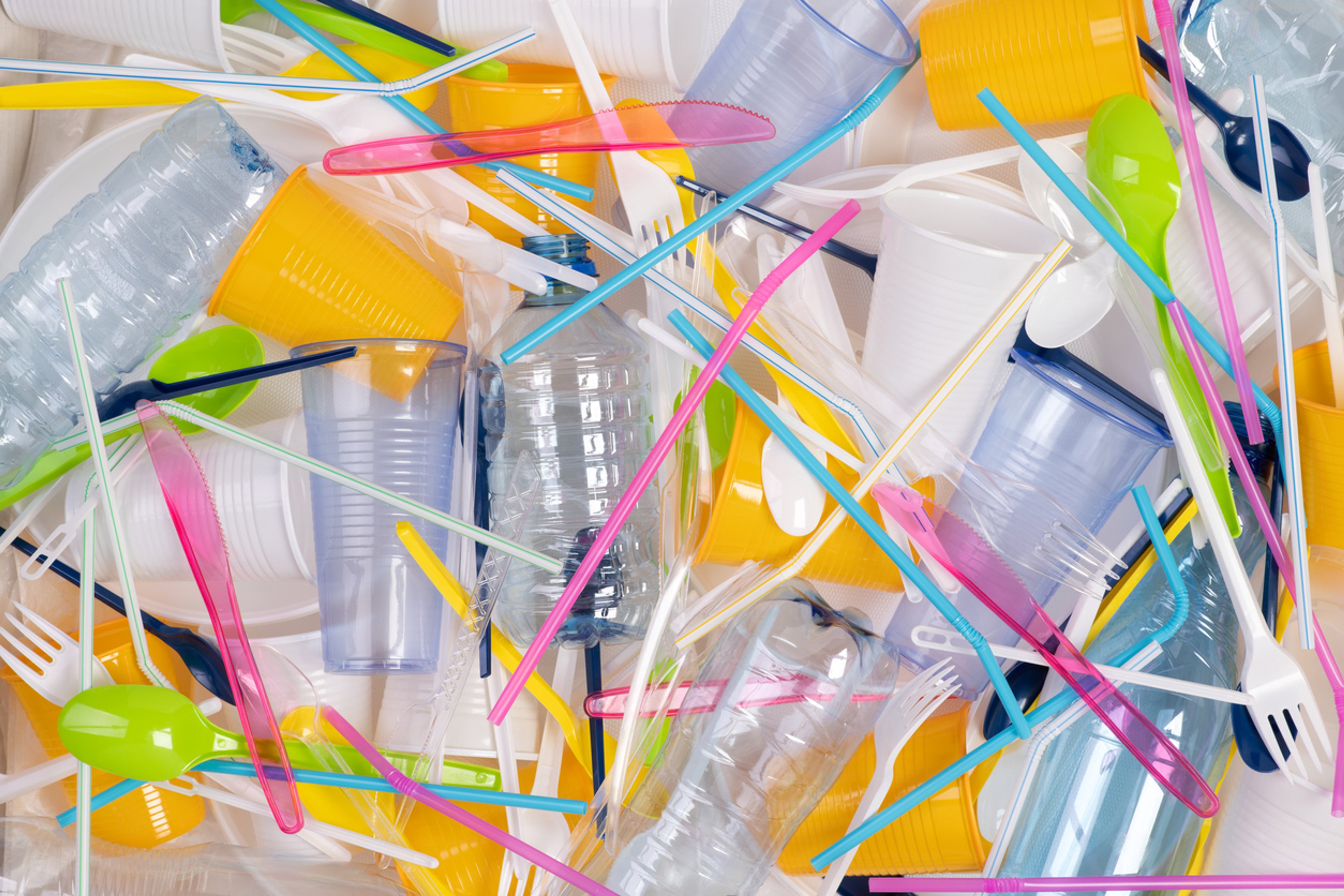 Das EU-Verbot von Einwegplastik: Was Verbraucher wissen müssen