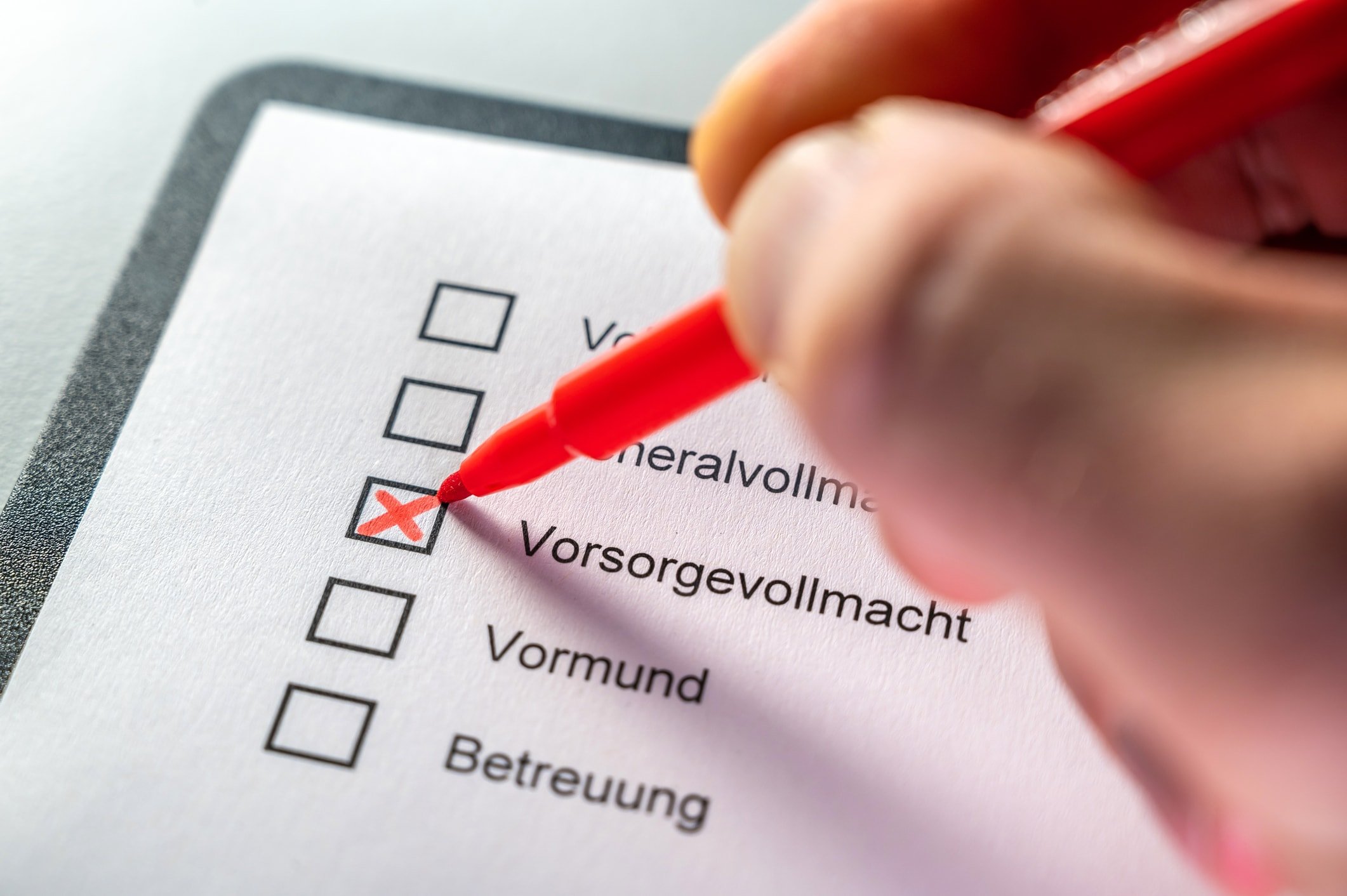 Vorsorgevollmacht: Kinder sind nicht automatisch berechtigt