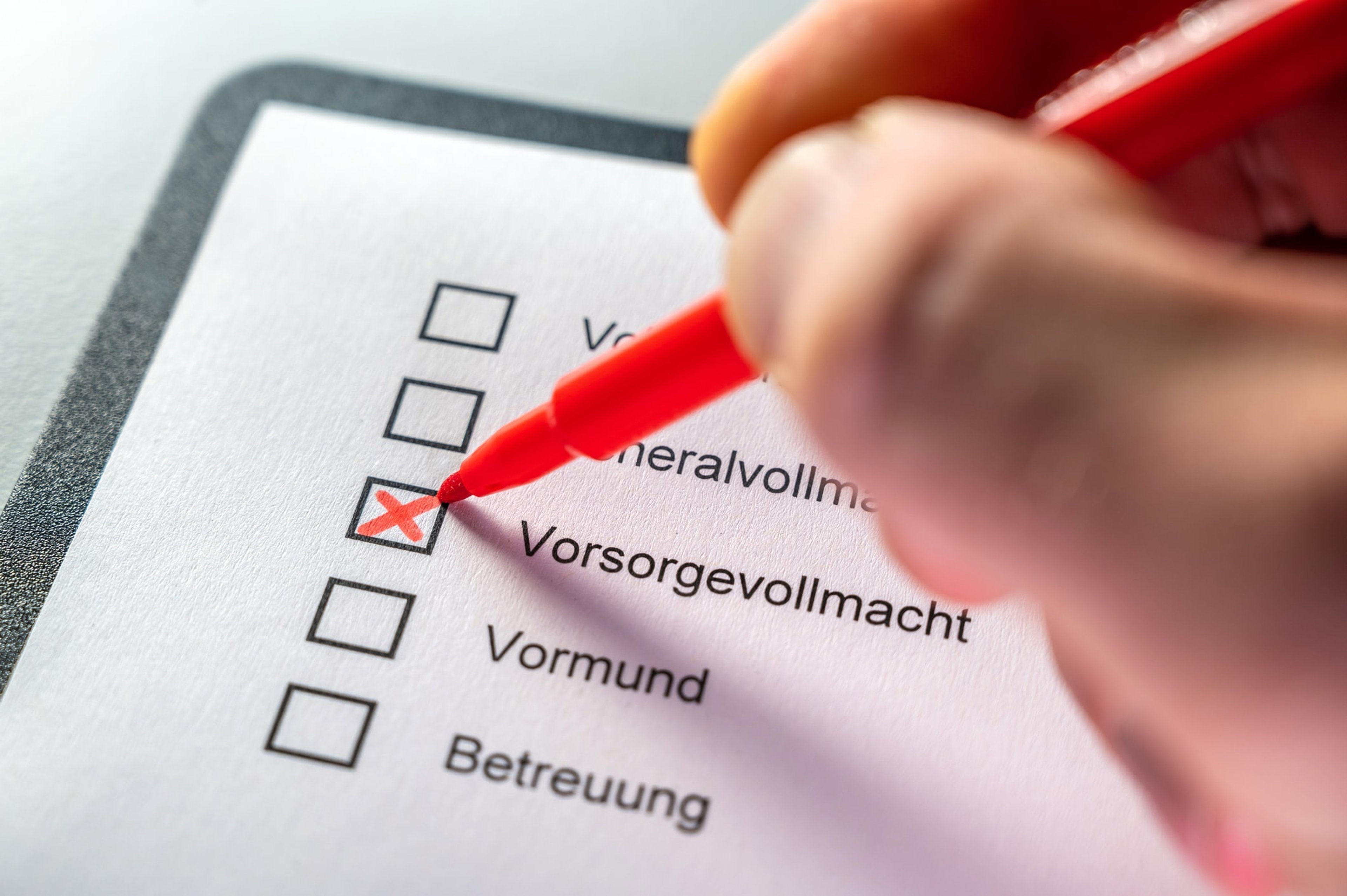 Vorsorgevollmacht: Kinder sind nicht automatisch berechtigt