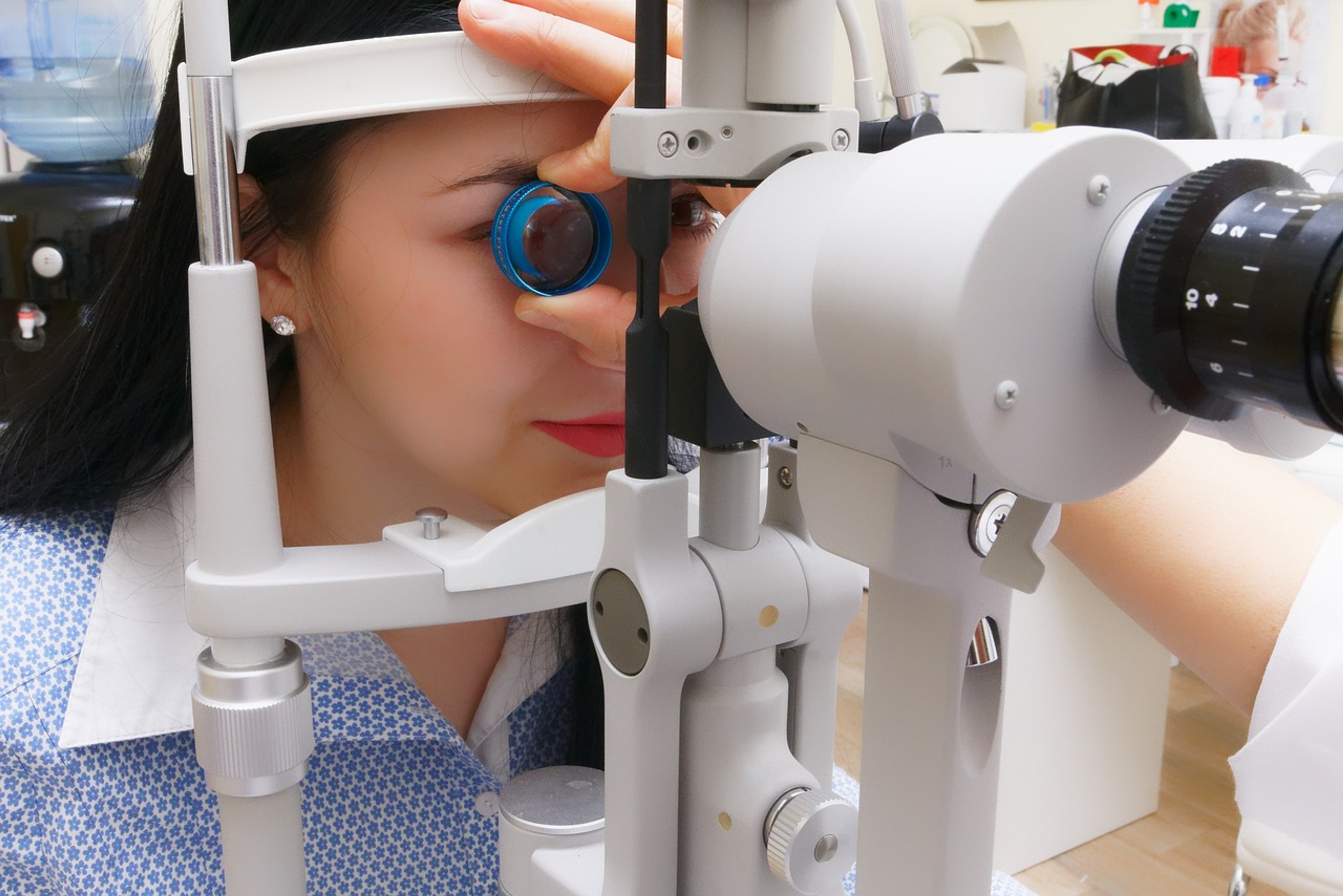 Kostenfalle Brille? Warum gute Beratung beim Optiker bares Geld spart
