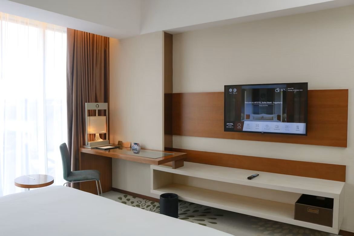 Kabelanschluss oder WLAN-Streaming? Was Hotels bei der Medienausstattung beachten müssen