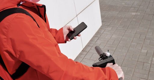 Gebrauchtes Elektromobil verkaufen: Verkaufswege, Zustand und Vertrag sauber klären