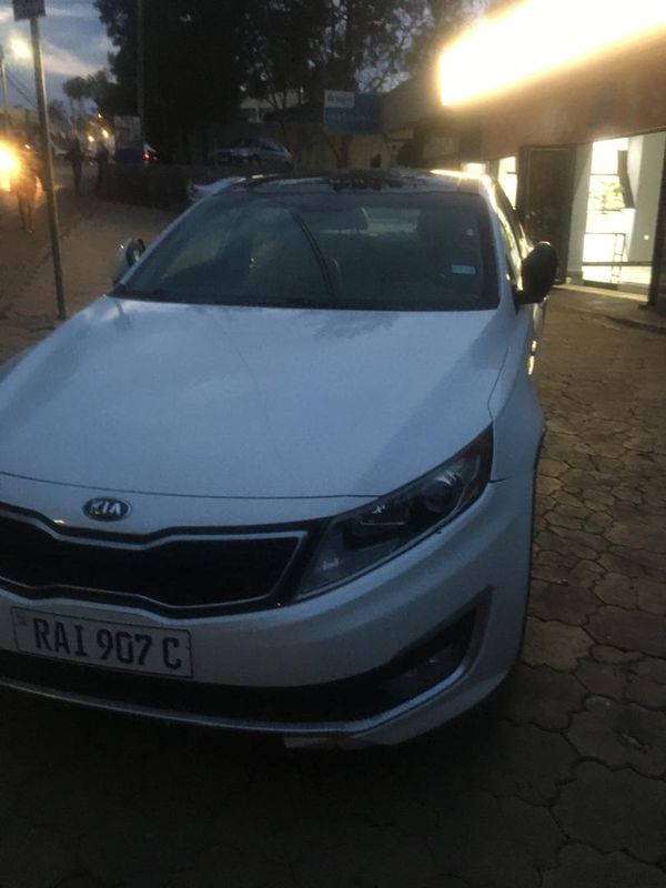 KIA K5