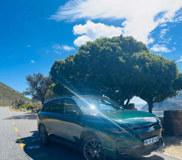 BYD B1O