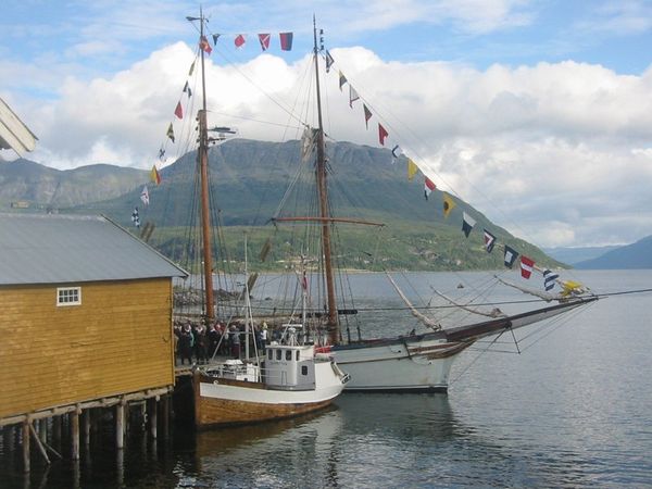 Anna Rogde og Lavangen-skuta