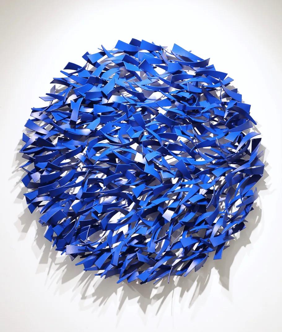 Matt DEVINE, Blue Room