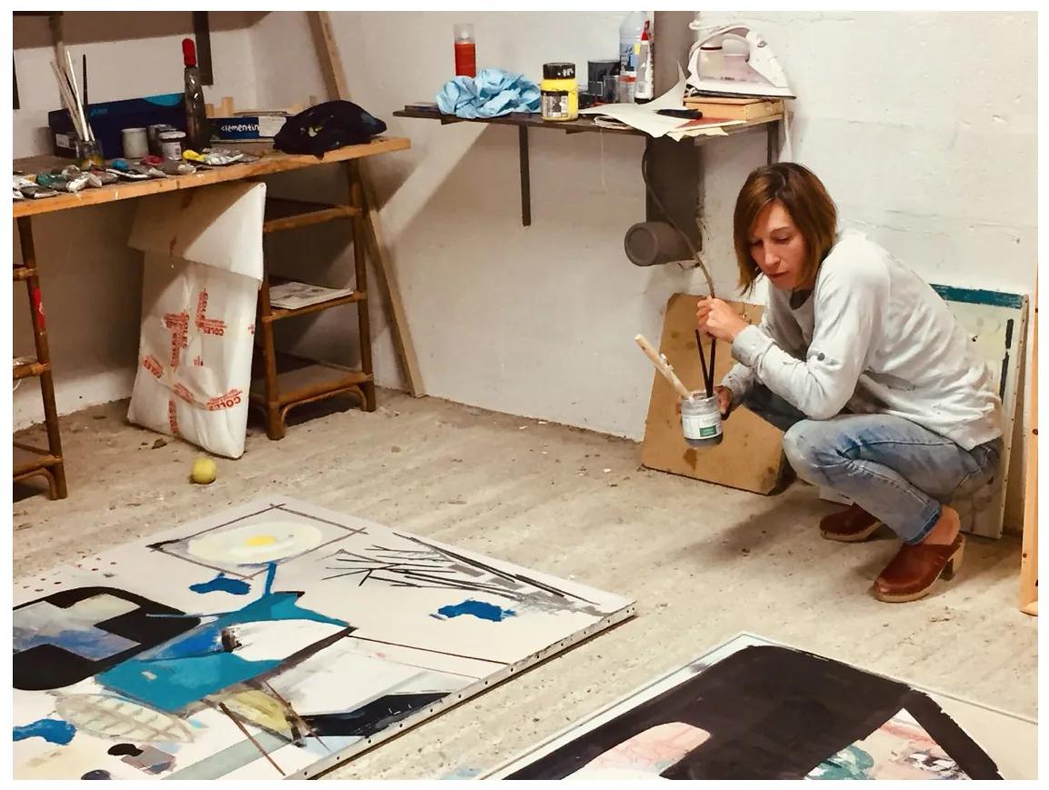 Delphine HOGARTH LAFAYE, artist in studio