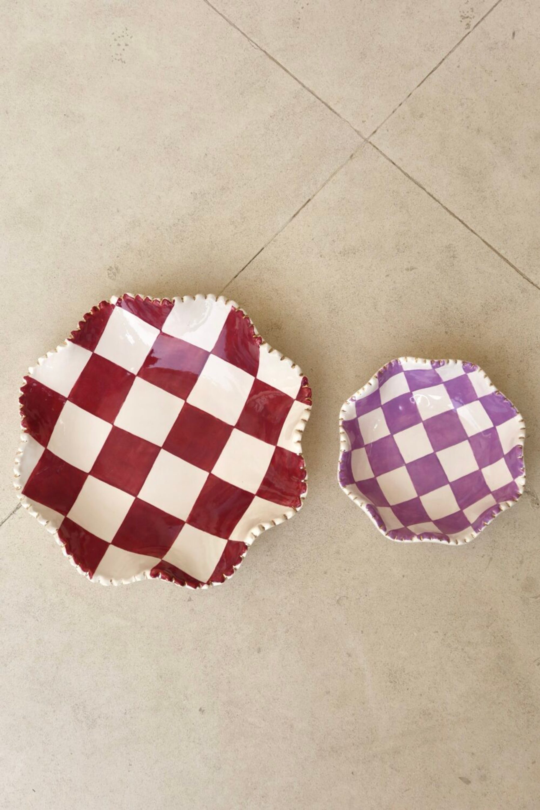 Travessa Checkaholic Cherry 4