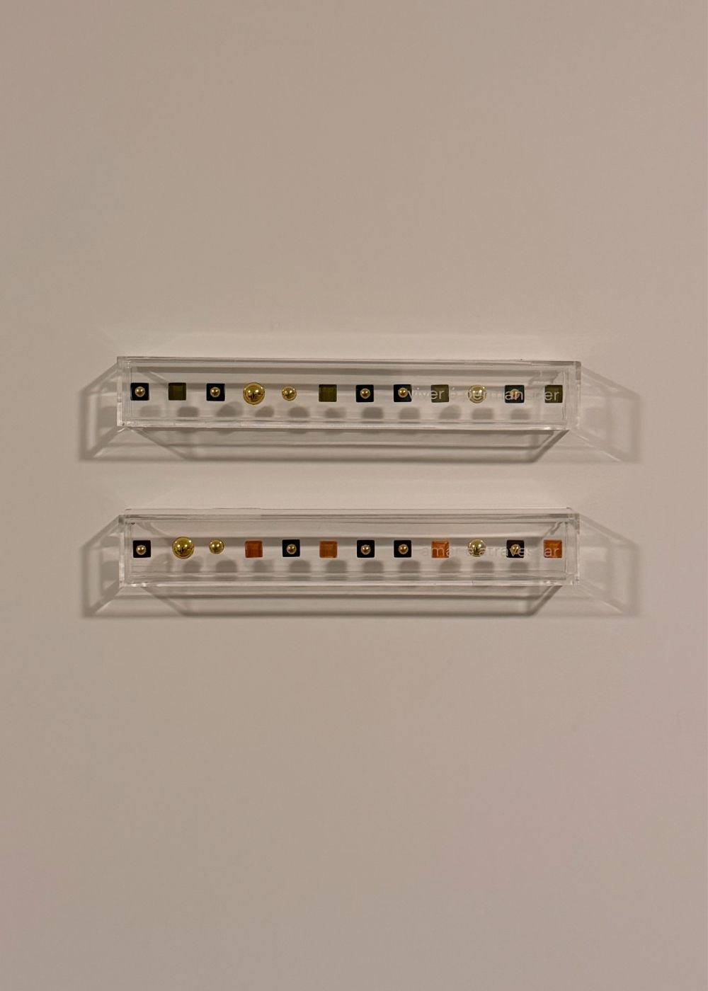 Quadro De Acrílico Amar é Atravessar