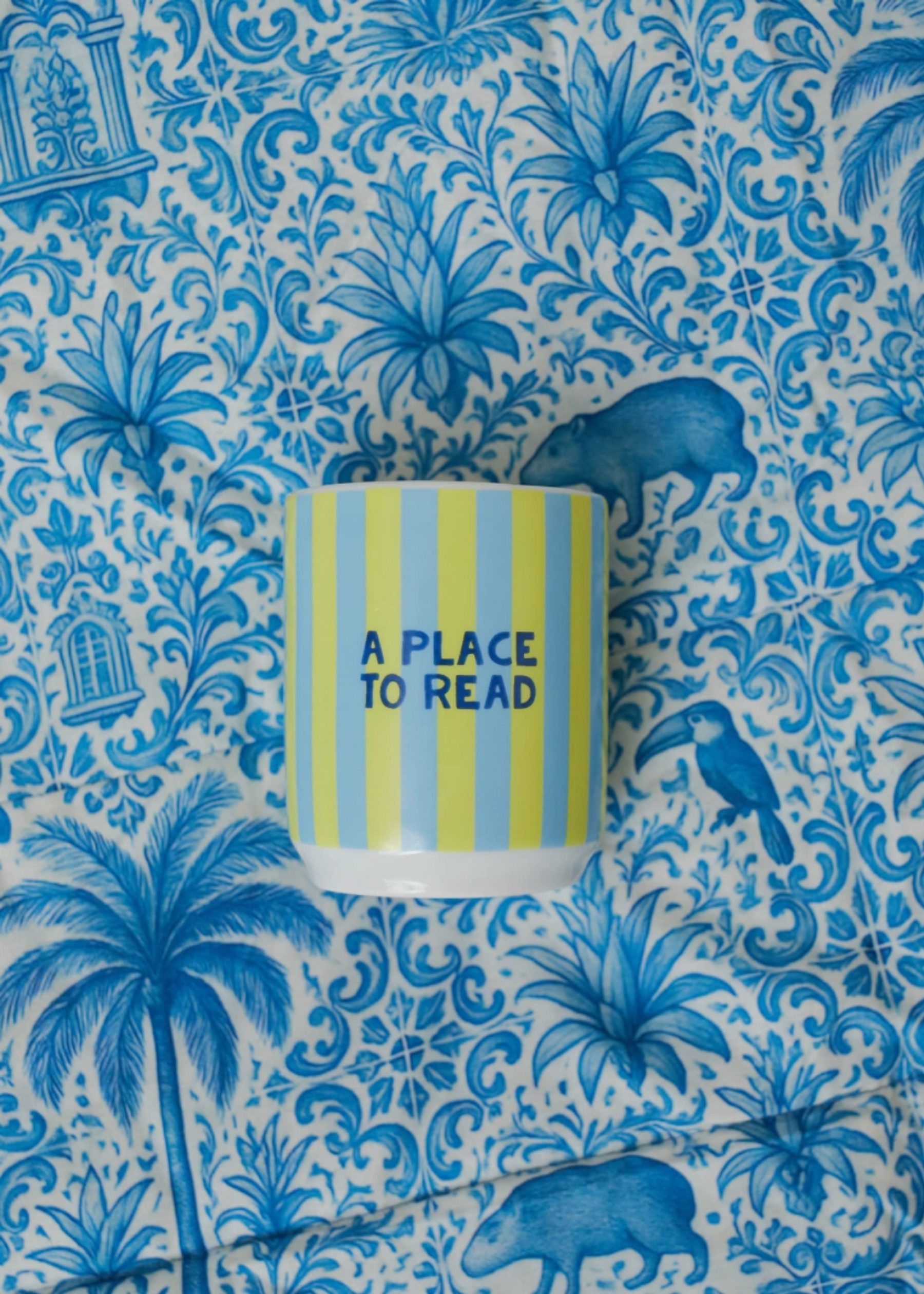 Vela Aromática A Place To Read - Collab Rouparia Carioca 2