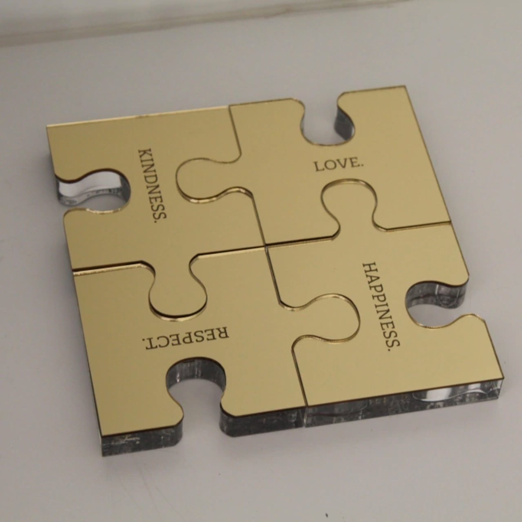Puzzle 4 Peças Dourado 2