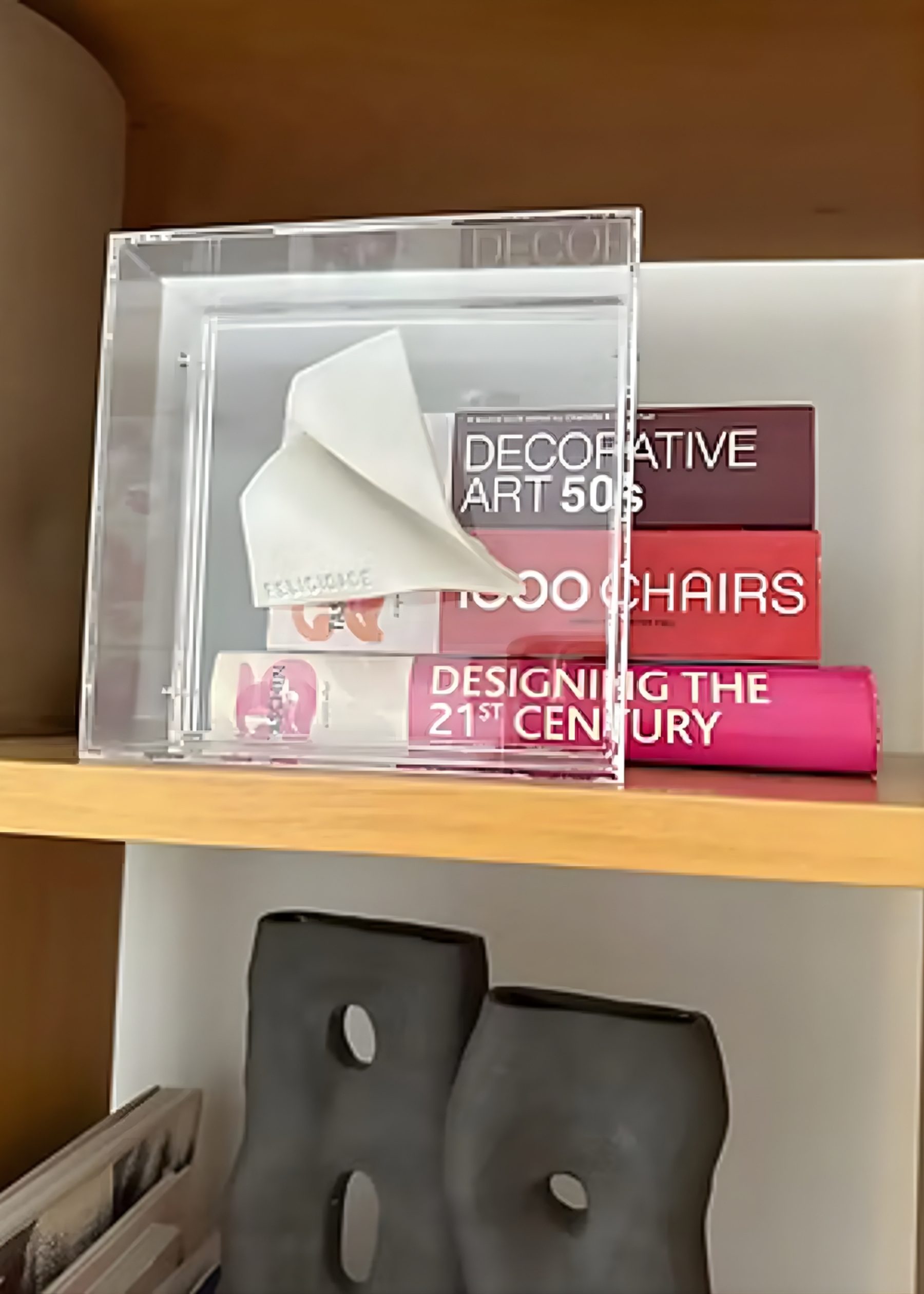 Mini Avião Com Caixa de Acrílico 2