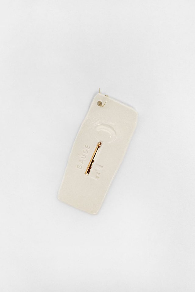 Chave De Porcelana Com Ouro - Saúde