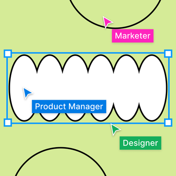 Curseurs du responsable produit, du spécialiste marketing et du designer interagissant sur une forme