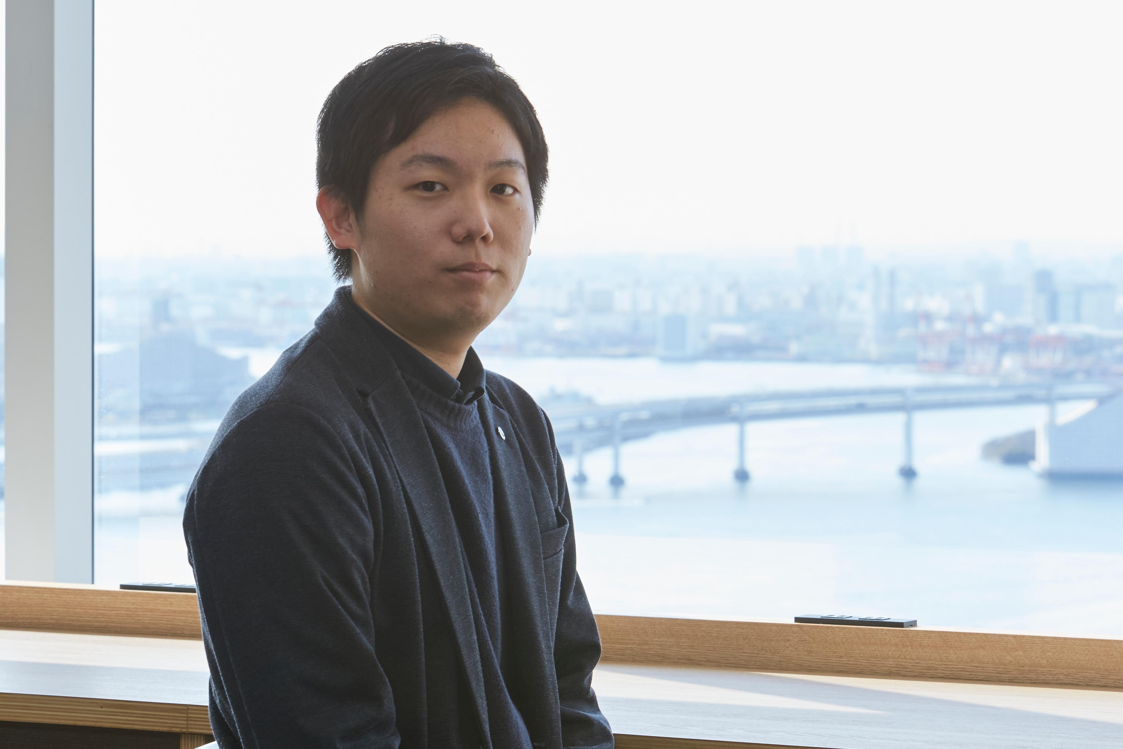 エンジニア兼デザイナーとして活躍する堤氏