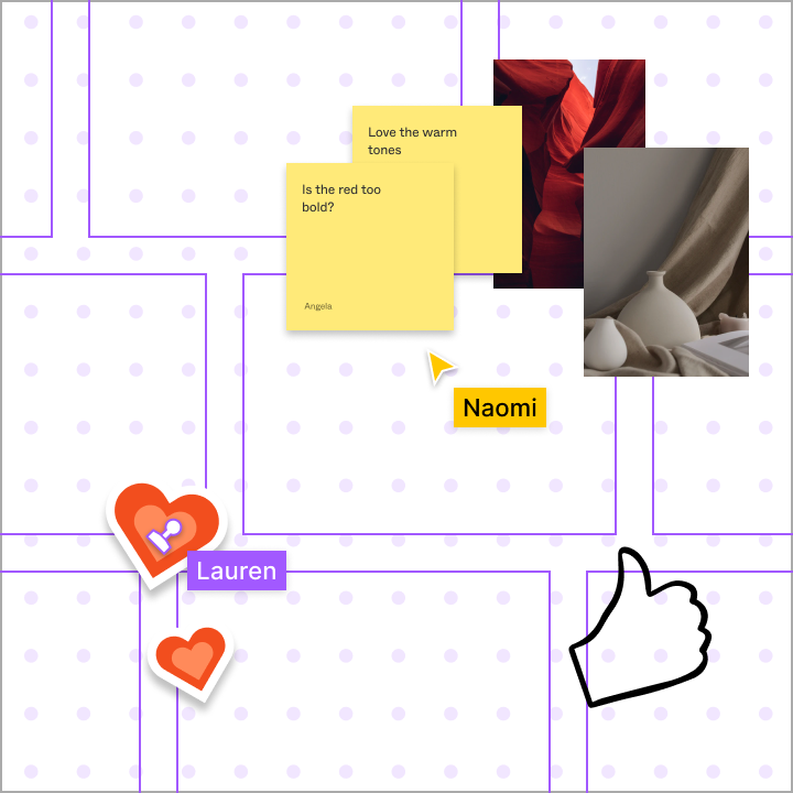 Przypięte notatki i obrazy z naklejkami kciuka w górę i serduszek jako informacje zwrotne