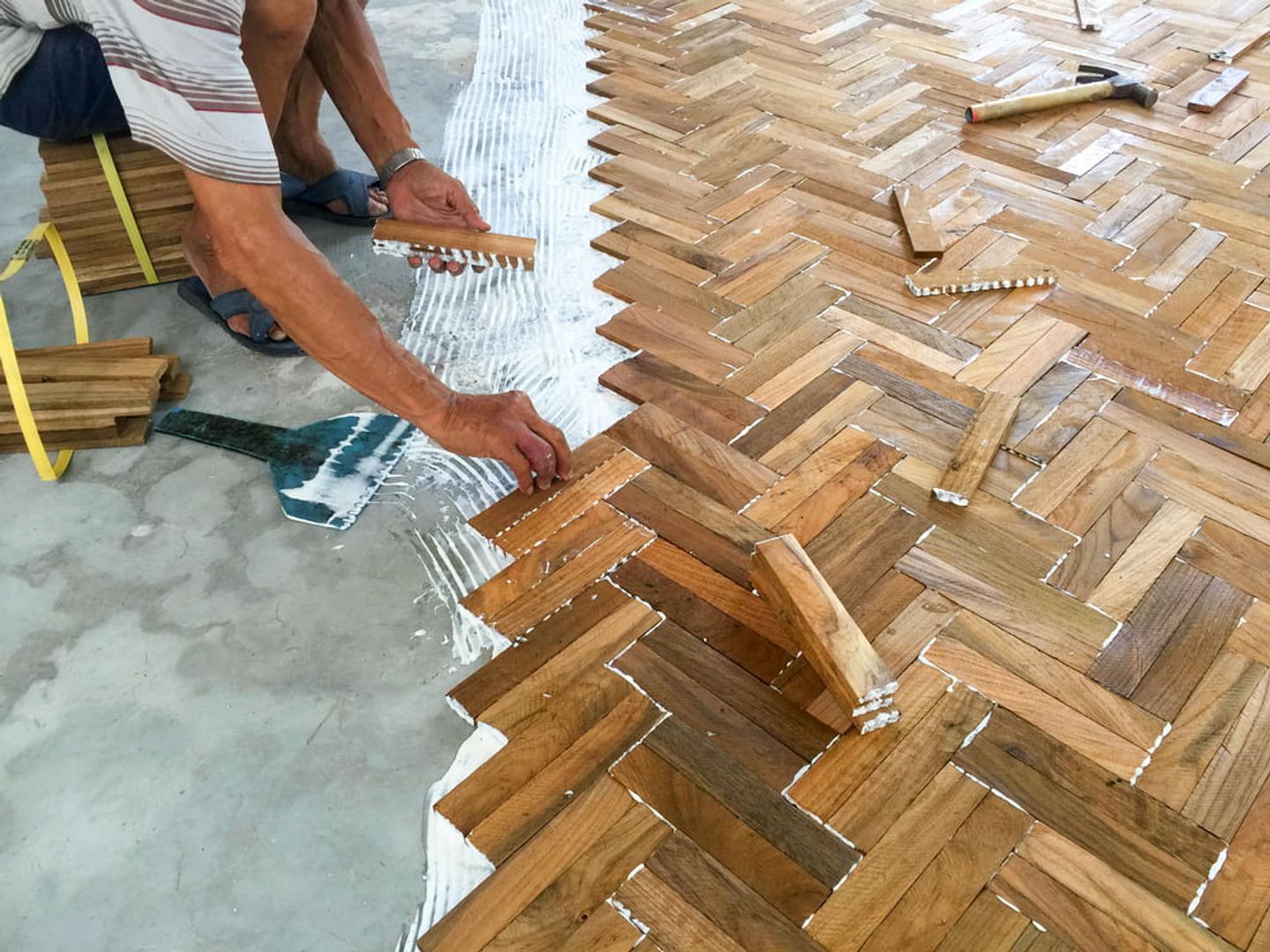 fitting a parquet floor