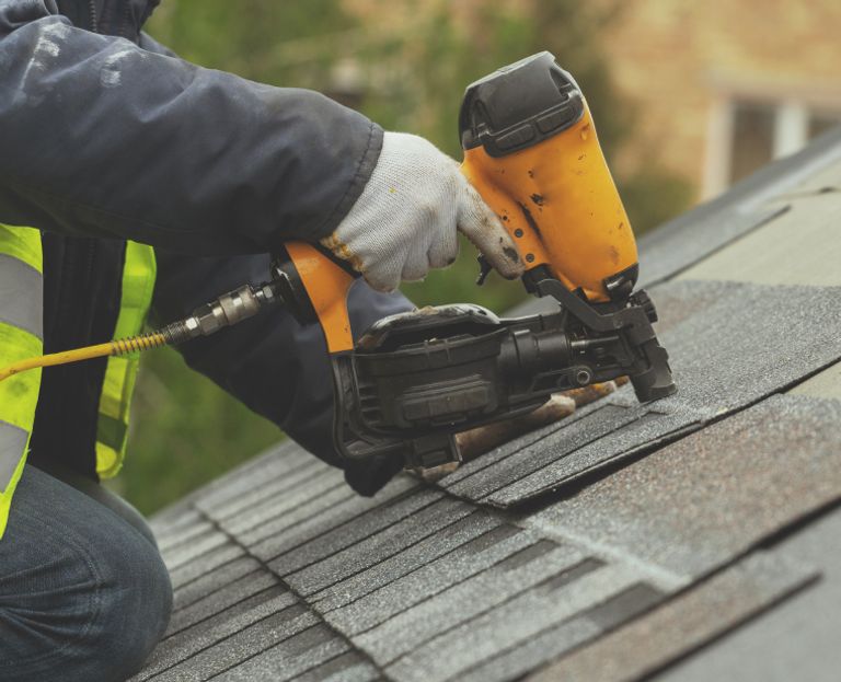 Nailers & Staple Guns