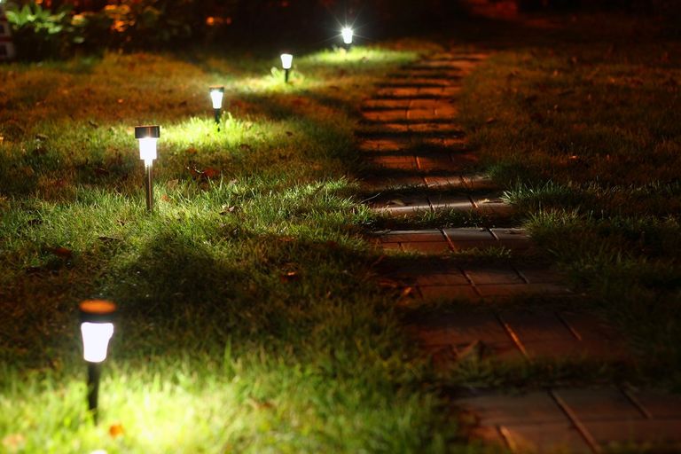 garden outdoor lights