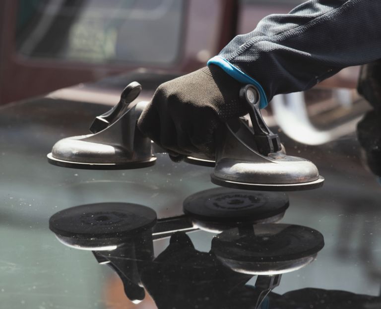 Glass Cutters & Glass Lifting