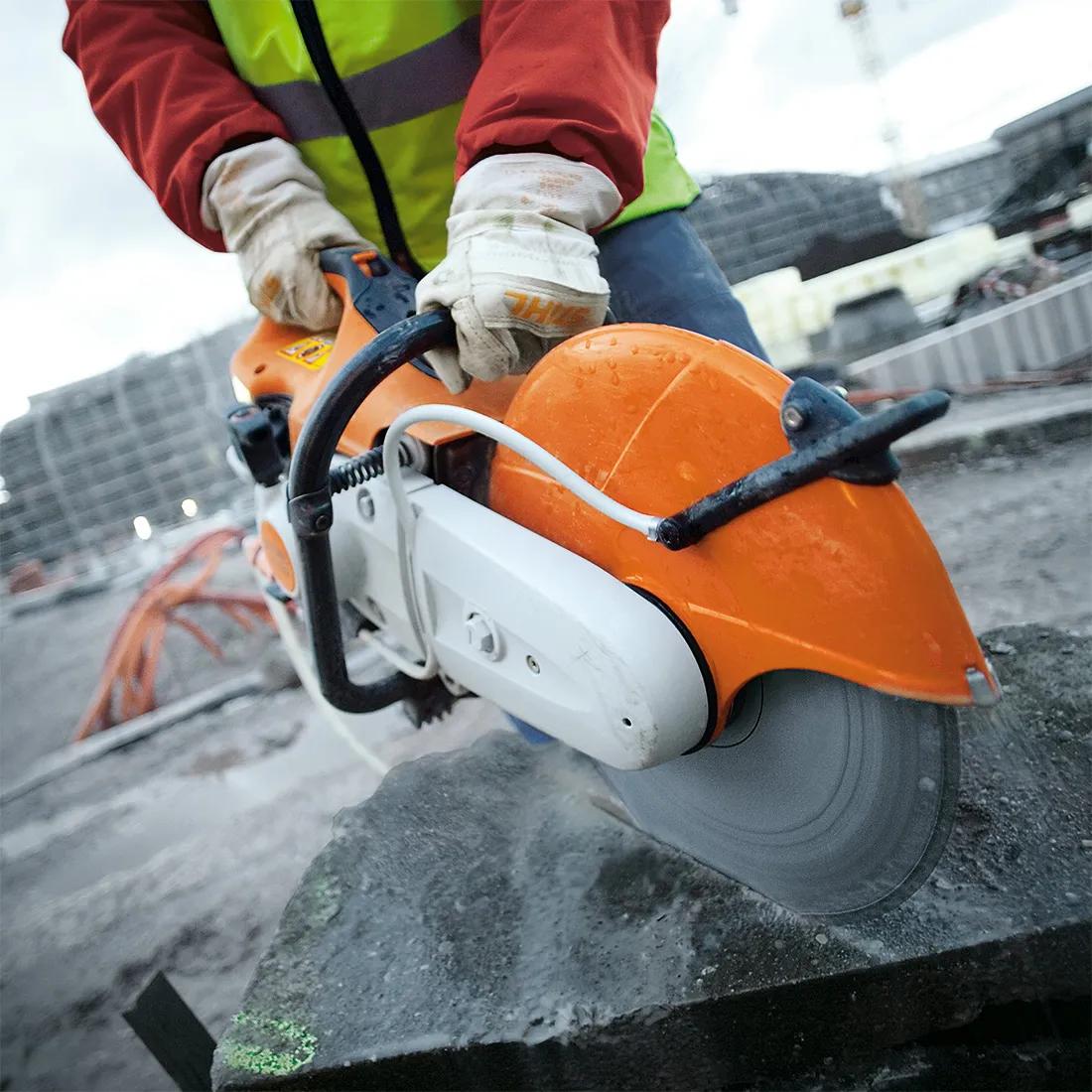 Petrol cutoff saw