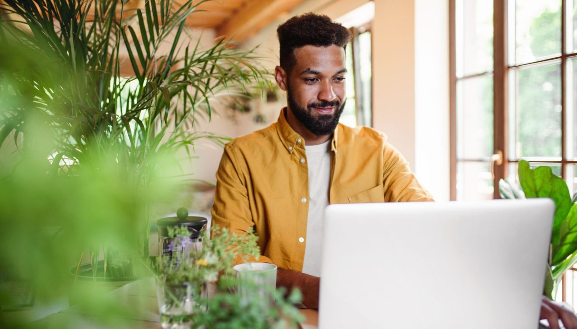 The Do's and Don'ts of Choosing a Domain Name: Tips from the Experts