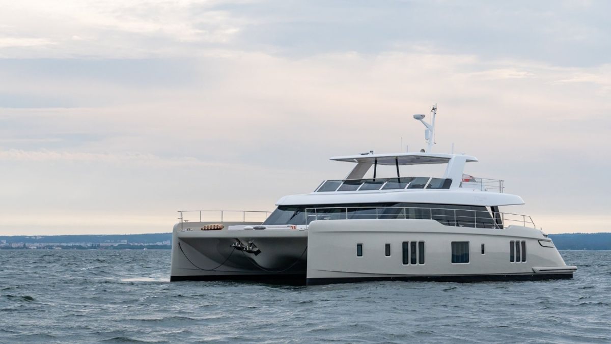 Top 10 Luxury Yacht Charters in Sicily