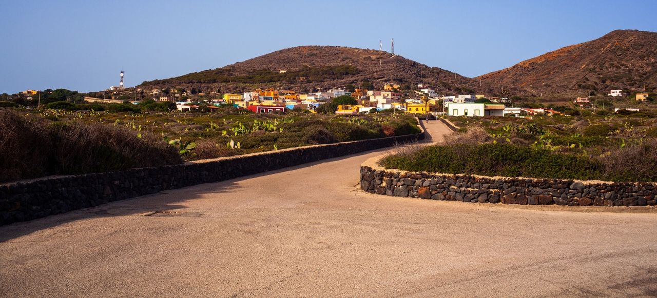 Road of Linosa